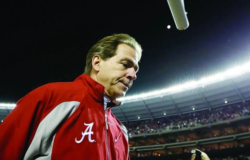 BCS standings set up semifinal in SEC title game