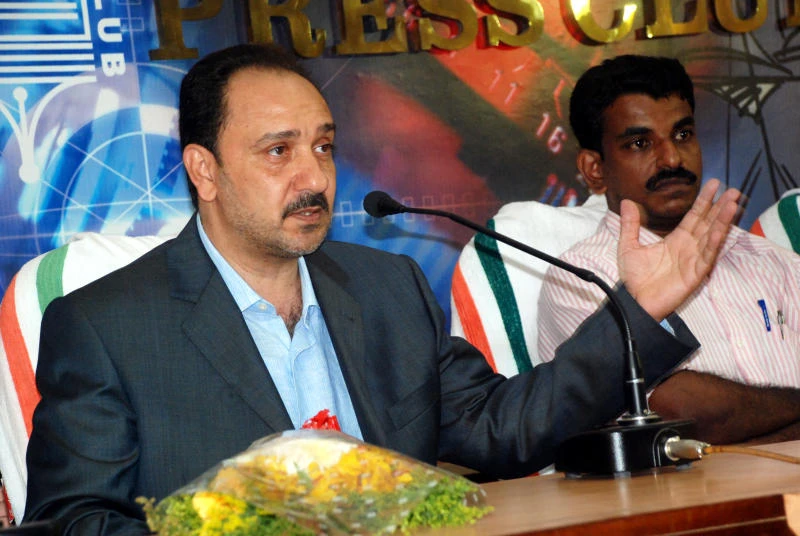 India must support the Palestinians