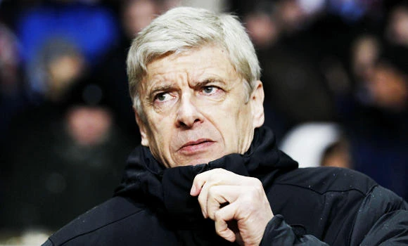 Arsenal still in title race, says Wenger