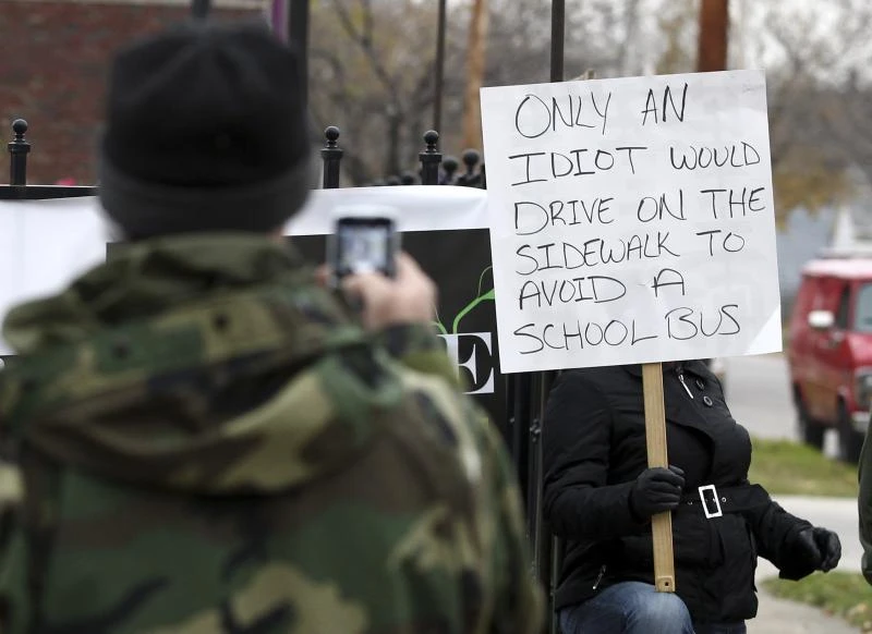Sentence wraps up for Ohio woman with ‘idiot’ sign