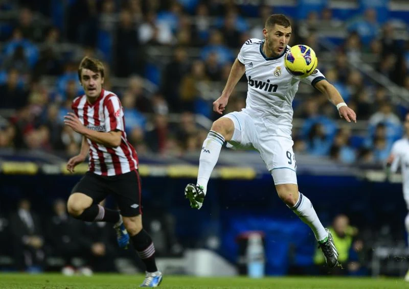 Levante up to fourth after 2-0 win at Deportivo
