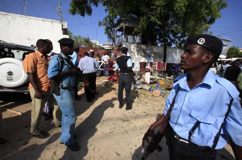 Suicide bombers hit Somali capital, 3 dead
