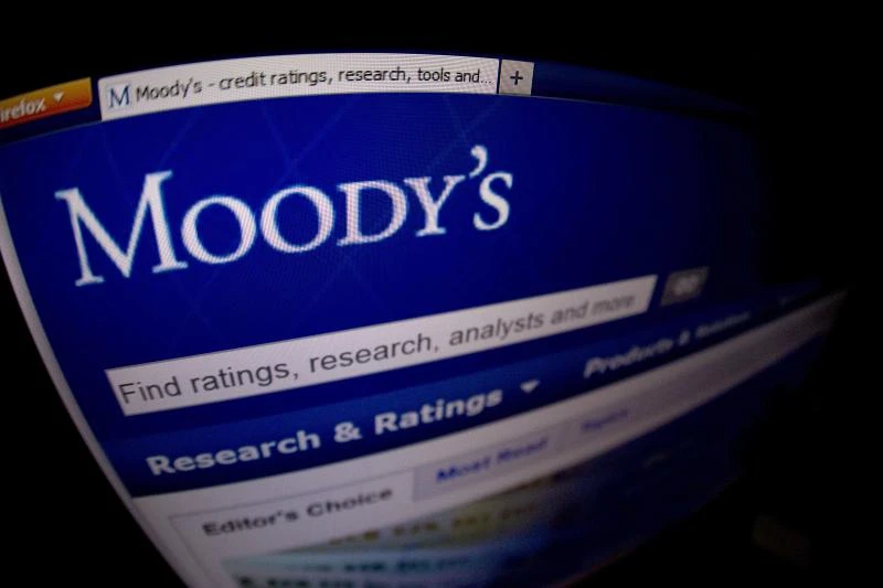 Moody's says India outlook stable