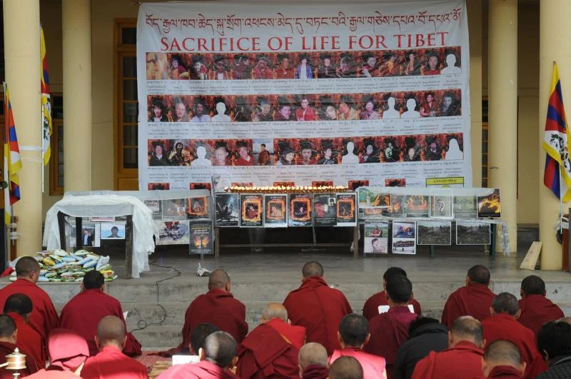 6 Tibetans set themselves on fire in China