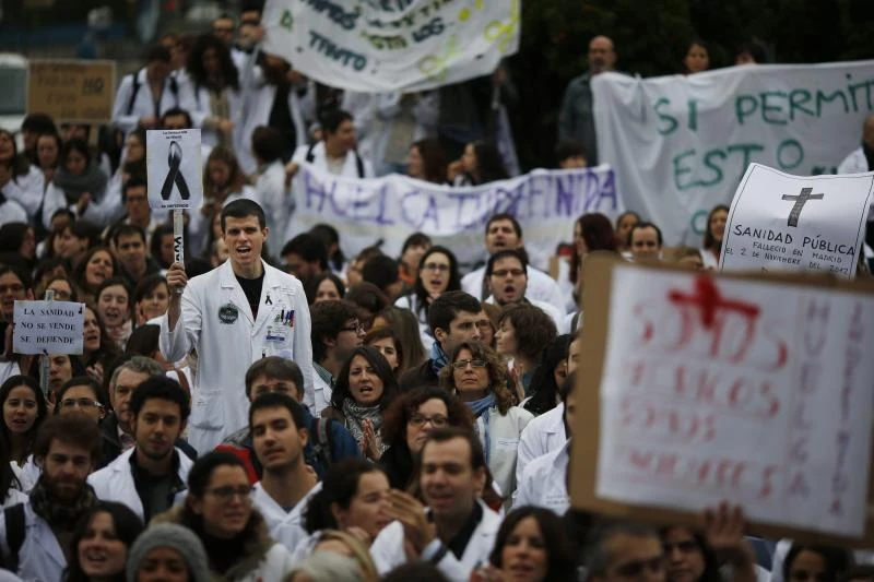 Doctors, patients rage at Madrid hospital cuts