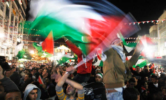 Palestinians cheer as UN bid approved