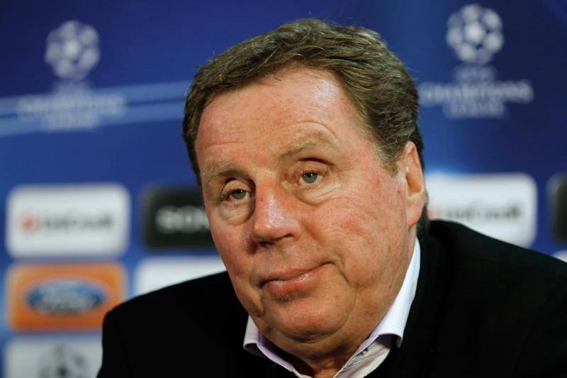 Redknapp contemplates Beckham bid