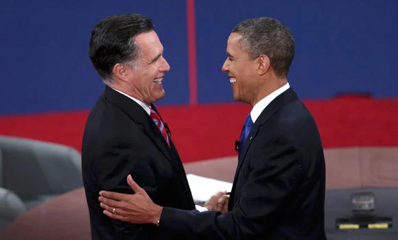 Obama, Romney make last push in tight race