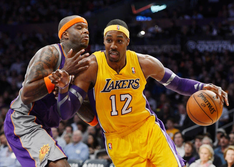 Up-tempo Lakers race to 114-102 win over Phoenix