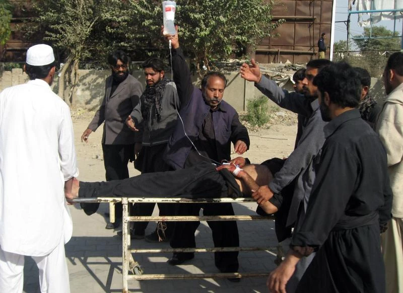 Five killed, 70 wounded, in new attack on Pakistan procession