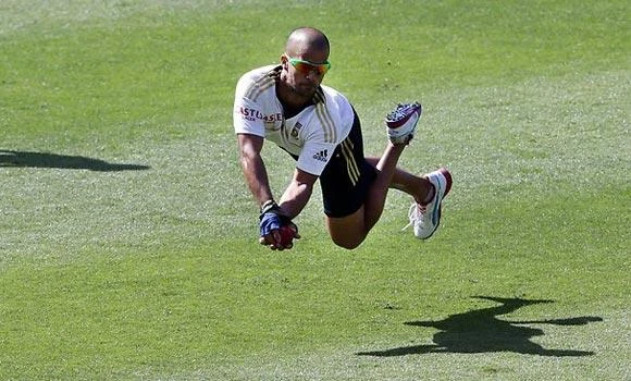 Injured Duminy hopeful of recovery