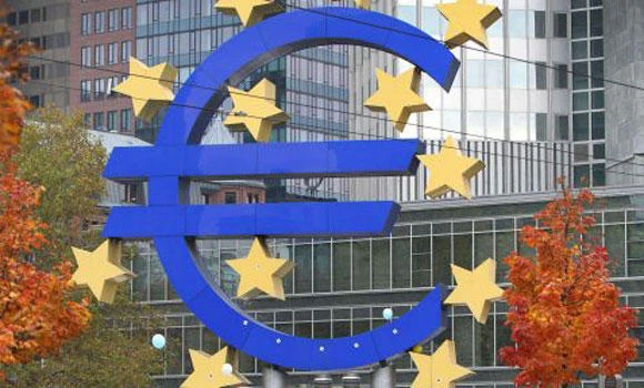 Euro zone downturn gathers pace in October