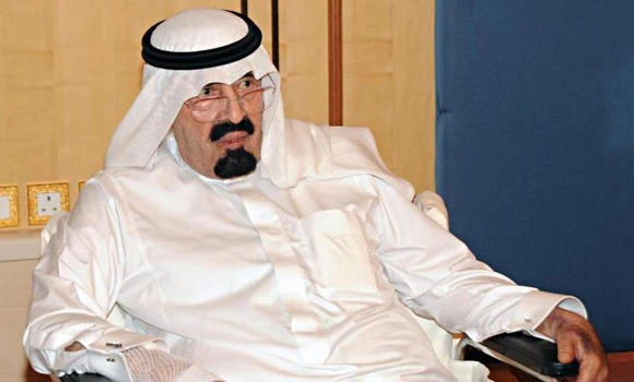 King Abdullah meets princes at hospital