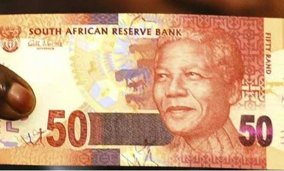 S. Africa’s Mandela notes already counterfeited
