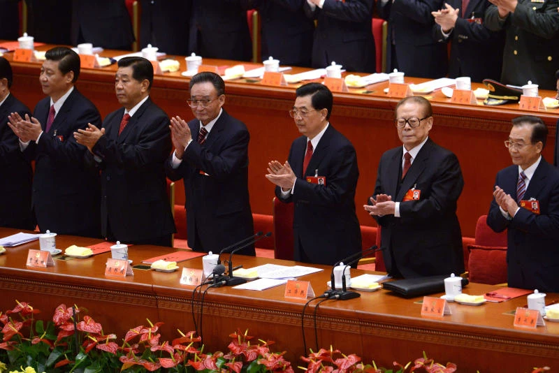 China’s president clears way for Xi to take party helm