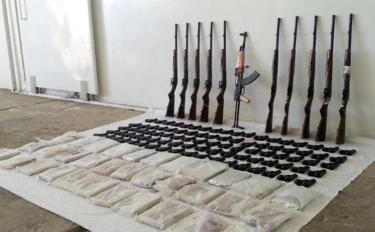 Asir border patrol foils, weapons and narcotic smuggling