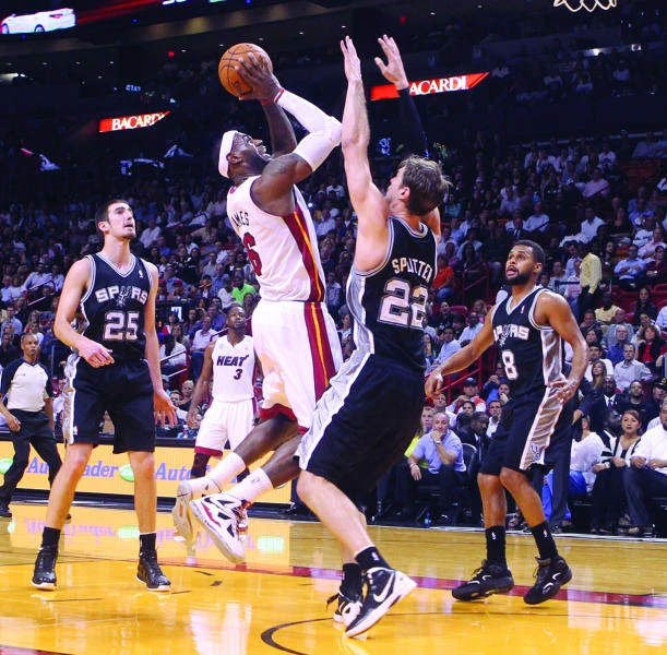Heat edges second string Spurs