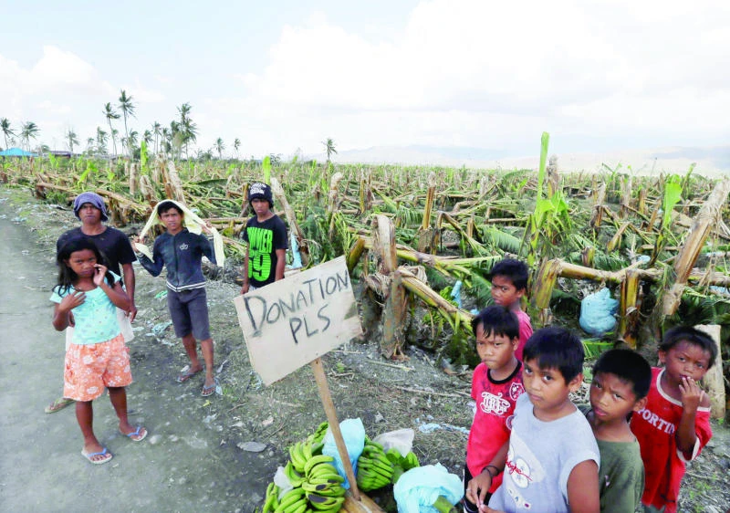 Hundreds of fishermen still missing in Philippine storm