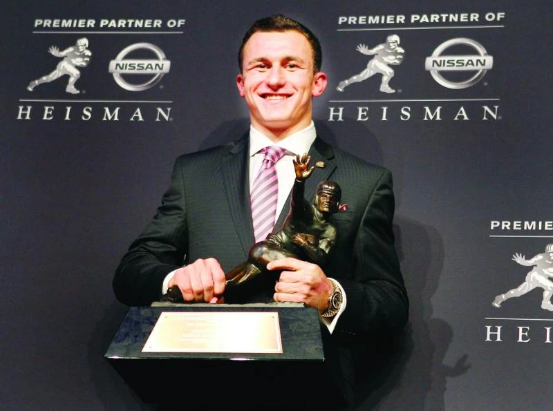Manziel first freshman to win Heisman Trophy
