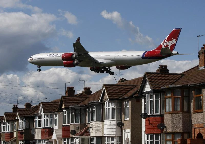 Delta buys 49% stake in Virgin Atlantic