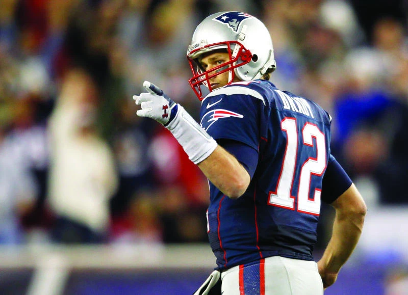 Patriots rout Texans 42-14 in key AFC matchup