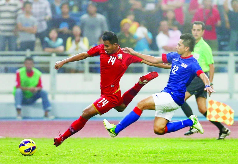 Rampant Thailand cruises into Suzuki Cup final
