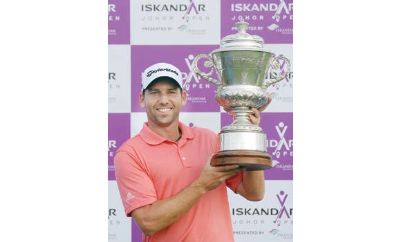 Garcia triumphs in storm-marred Johor Open