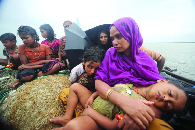 Malaysia saves 40 Myanmar shipwreck survivors