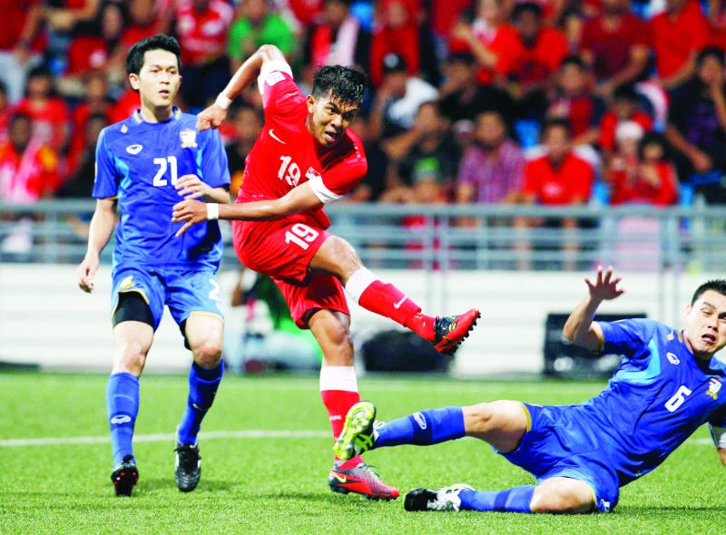 Singapore seizes Suzuki Cup first leg lead