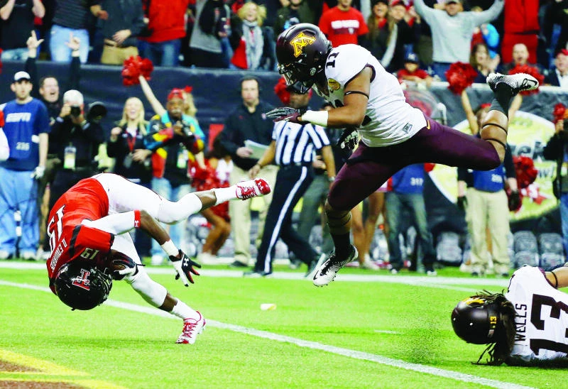 Texas Tech rallies to edge Minnesota in bowl game