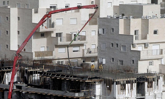 W.Bank settlers stone police sent to evict them: radio