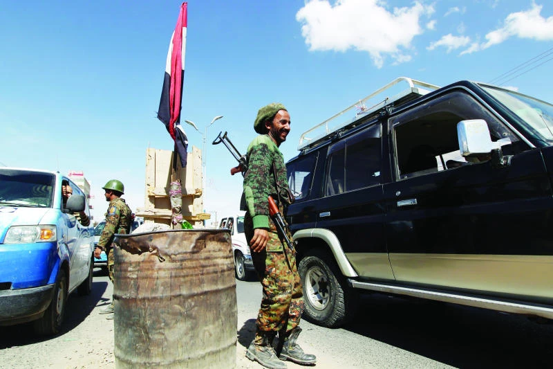 Al-Qaeda suspects in Yemen kidnap three foreigners