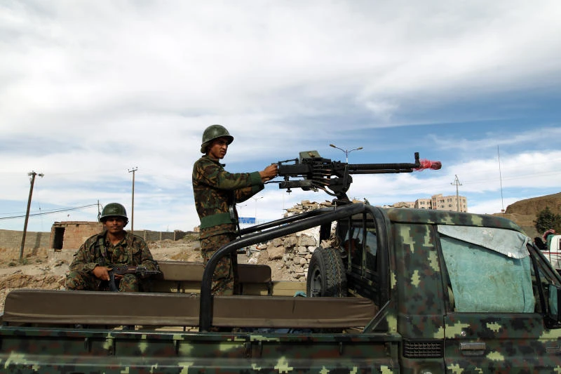 17 killed as Yemen army, tribesmen clash