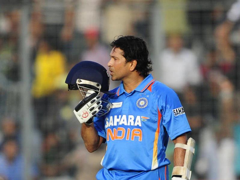 Tendulkar announces retirement from ODIs