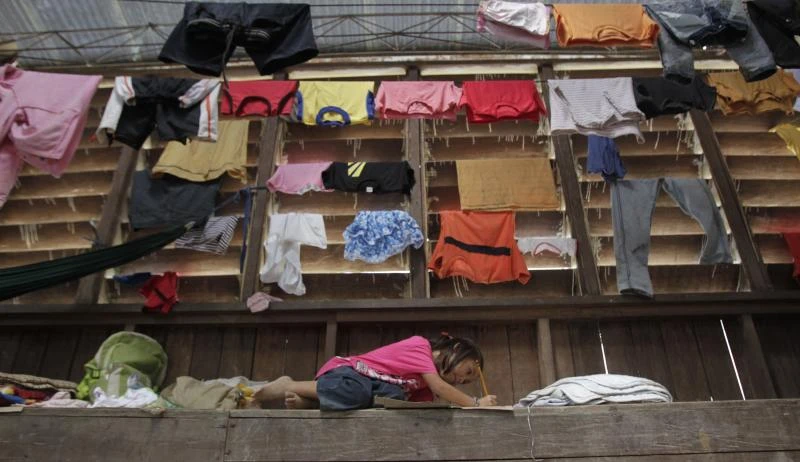 Storm that killed 600 threatens Philippines again