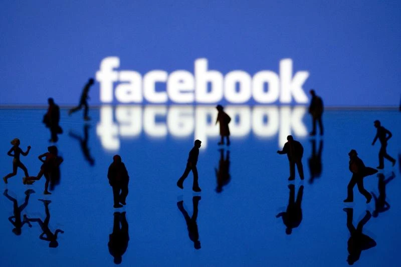 Facebook users get new privacy shortcuts