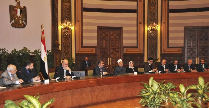 Egypt’s president cancels decree that sparked protests