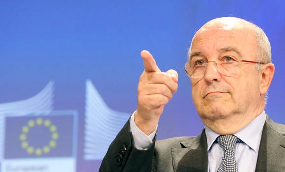 EU imposes $1.9 billion fine on screen producers