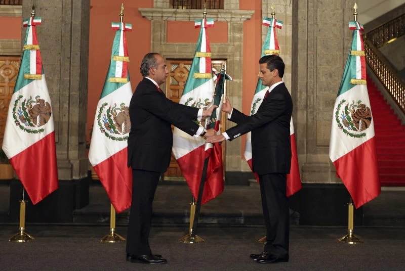 Mexico’s Pena Nieto takes power, begins new era for old ruling party