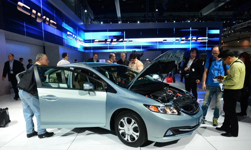 Honda tries to regain its stride with upgraded Civic