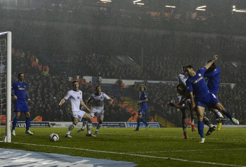 Benitez targets League Cup glory after Leeds rout