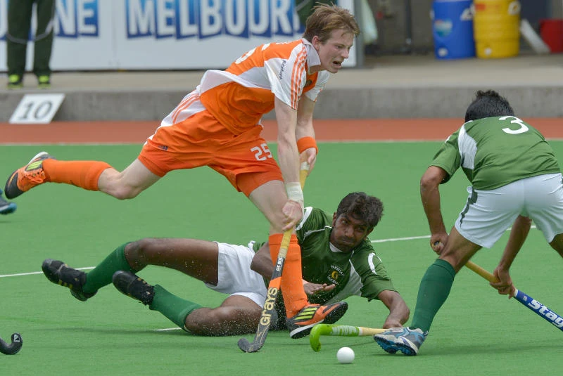 Dutch bid to halt record Australian title in Champions Trophy hockey