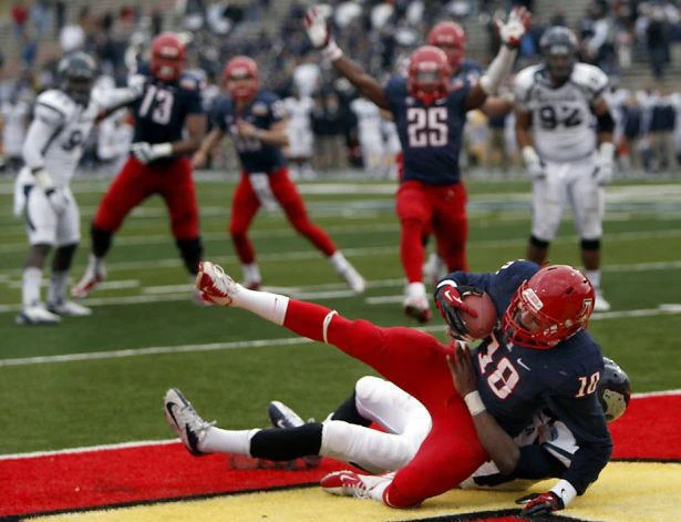 Arizona tops Nevada in New Mexico Bowl