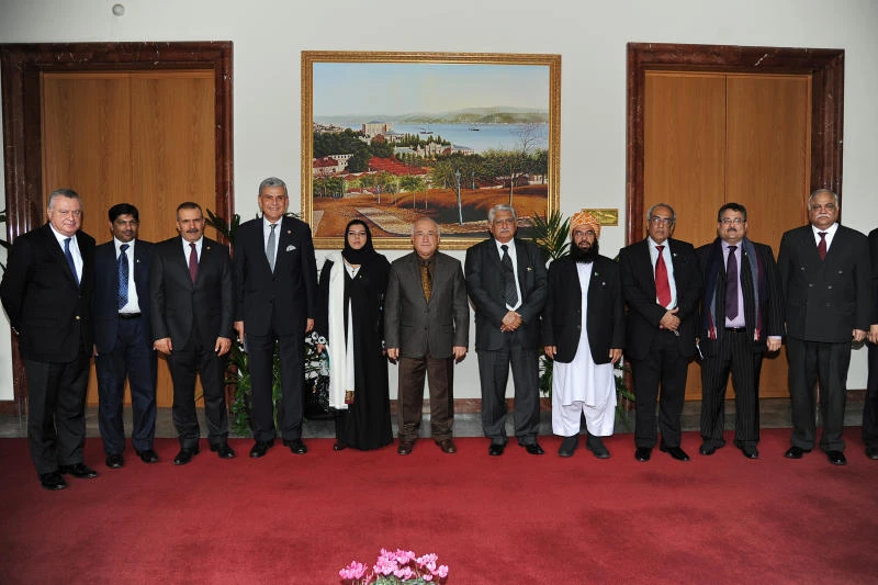 Pak senators discuss bilateral issues with Turkish president