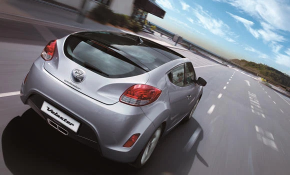 Hyundai recalls 2012 Veloster on potential of shattering sunroof
