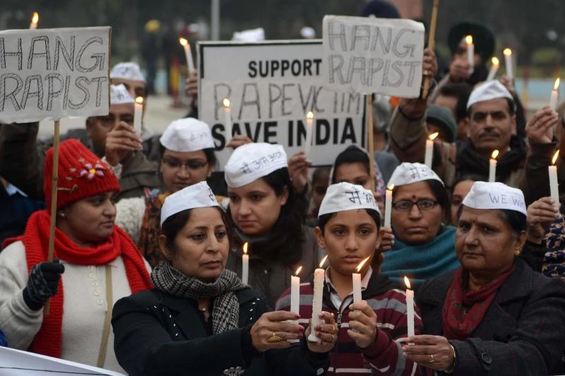 Six arrested in new India bus gang-rape case: police