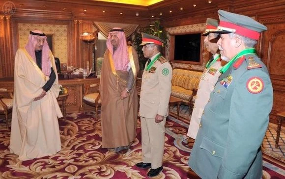 King Abdulaziz medal decorates senior military officials