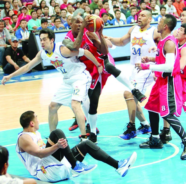 Texters edge past Aces in PBA Philippine Cup Finals
