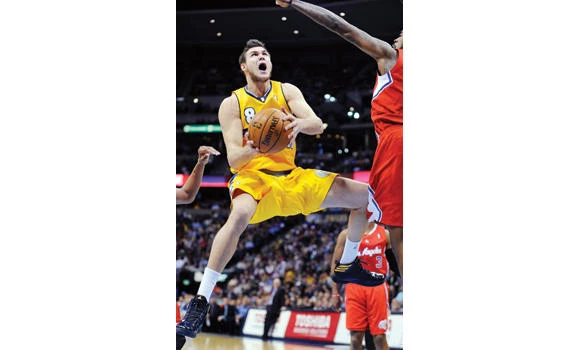 Nuggets end Clippers 17-game winning streak