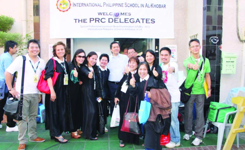 Philippine Embassy hailed for holding nurses exam